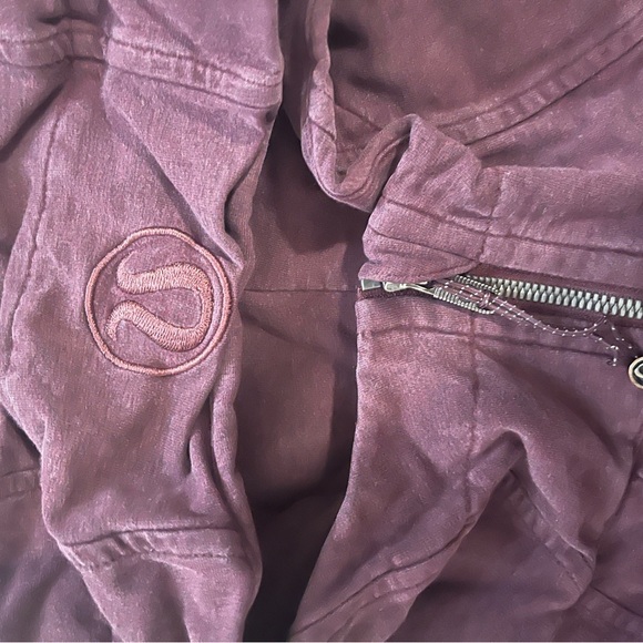 Dark purple lulu lemon jacket - Picture 2 of 3
